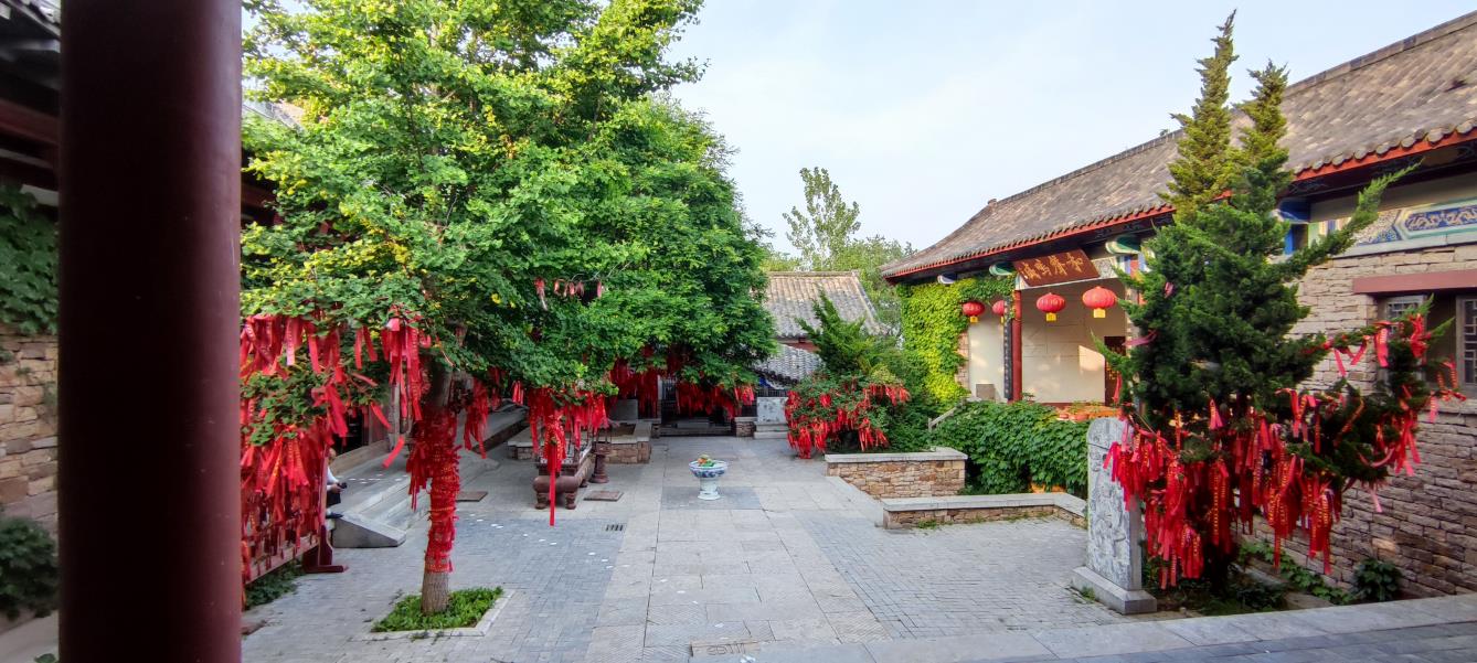 沂南紅石寨景區(qū)-青島哪家拓展公司安全保障完善|青島拓展訓(xùn)練公司排名前十口碑對(duì)比|青島專業(yè)拓展訓(xùn)練服務(wù)-青島眾行遠(yuǎn)管理咨詢
