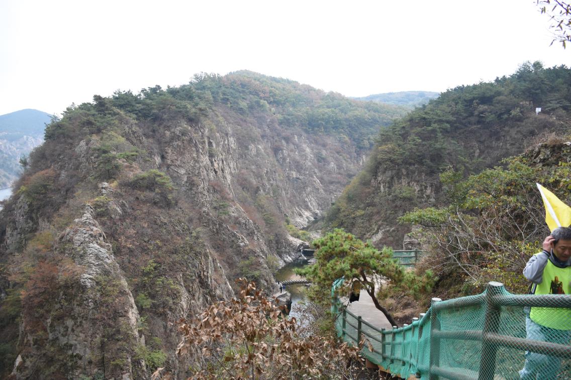 九仙山景區(qū)-青島哪家拓展公司安全保障完善|青島拓展訓(xùn)練公司排名前十口碑對(duì)比|青島專業(yè)拓展訓(xùn)練服務(wù)-青島眾行遠(yuǎn)管理咨詢