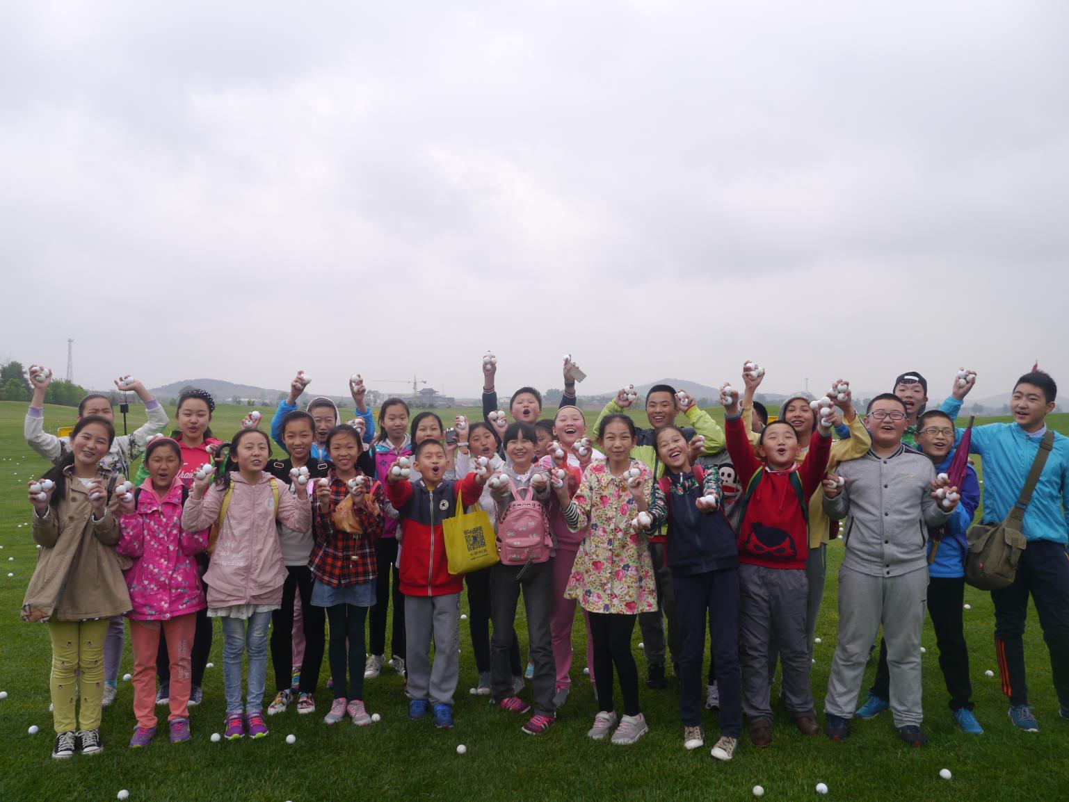 2016重三小學(xué)六年級(jí)兒童節(jié)活動(dòng)
